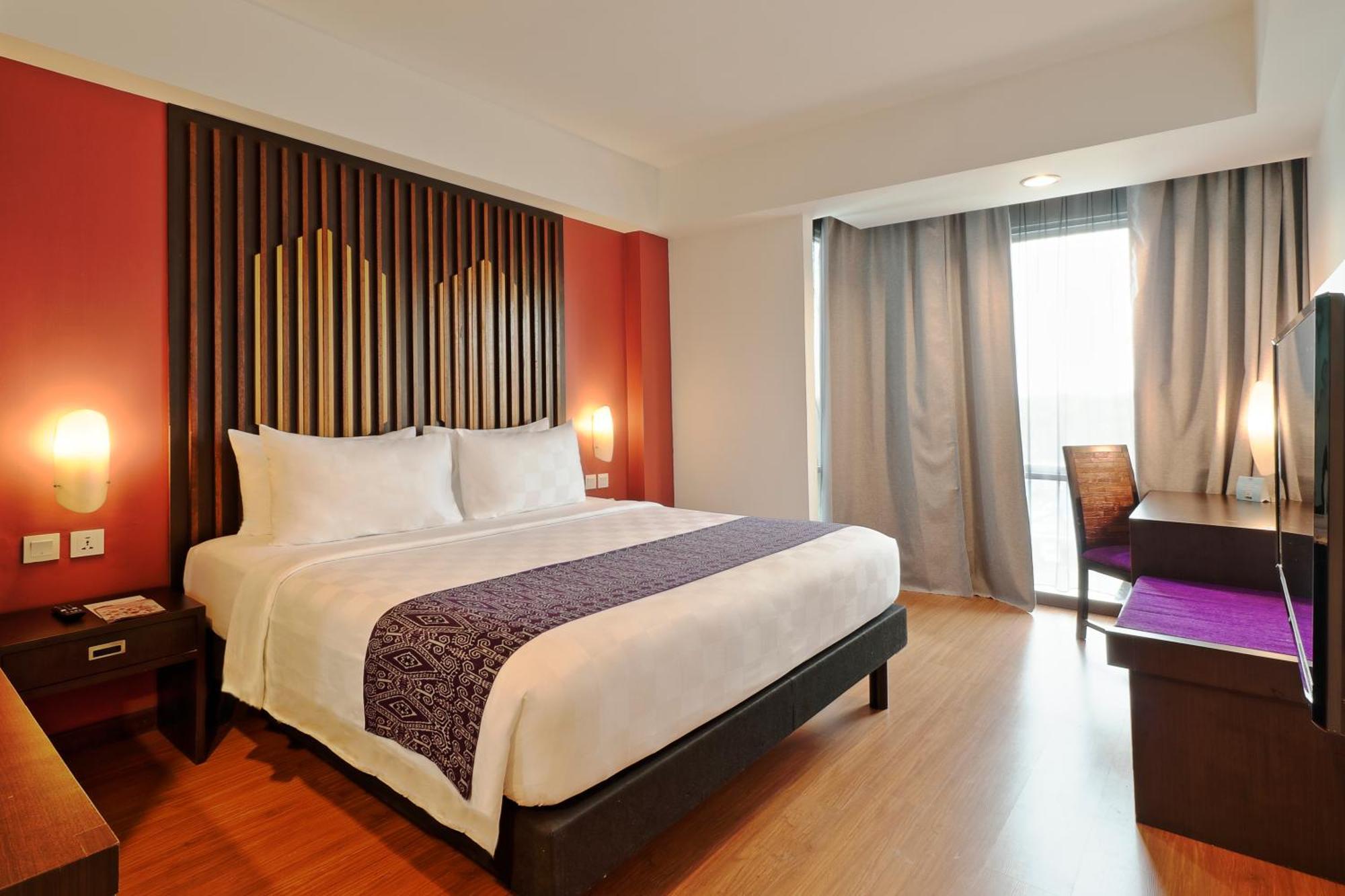 Mercure Pontianak City Center Exterior foto